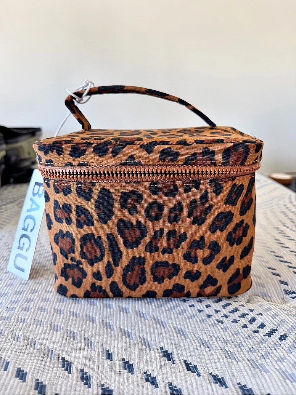 BAGGU Large Cosmetic Case in Leopard